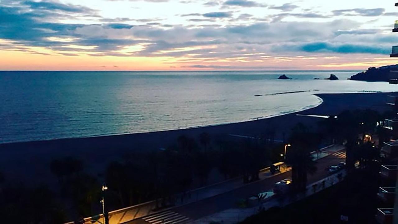 Apartamento En La Playa Con Vistas De Ensueno Almuñécar Εξωτερικό φωτογραφία